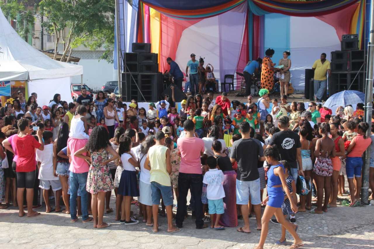 Feira Literária Camacan